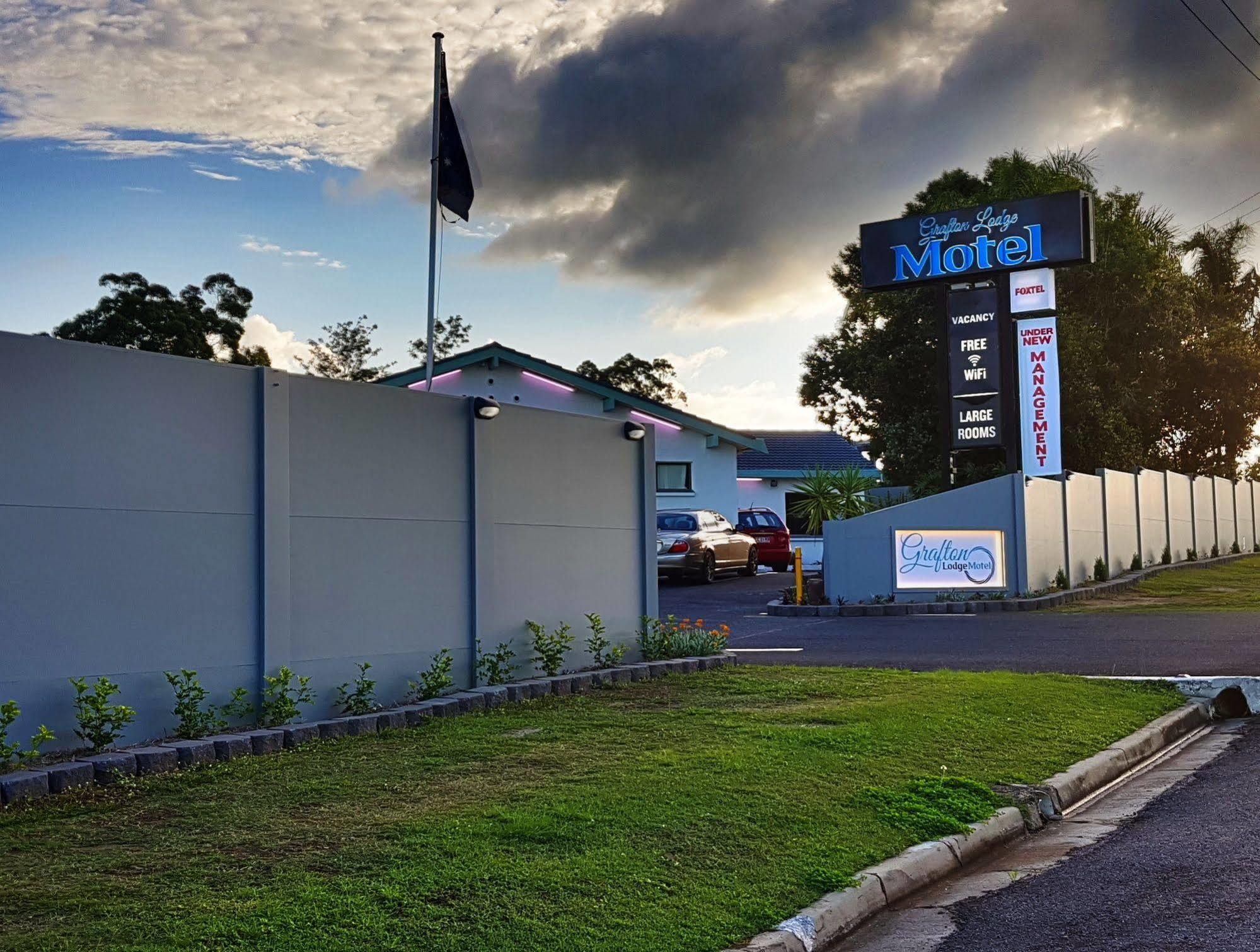 Grafton Lodge Motel エクステリア 写真
