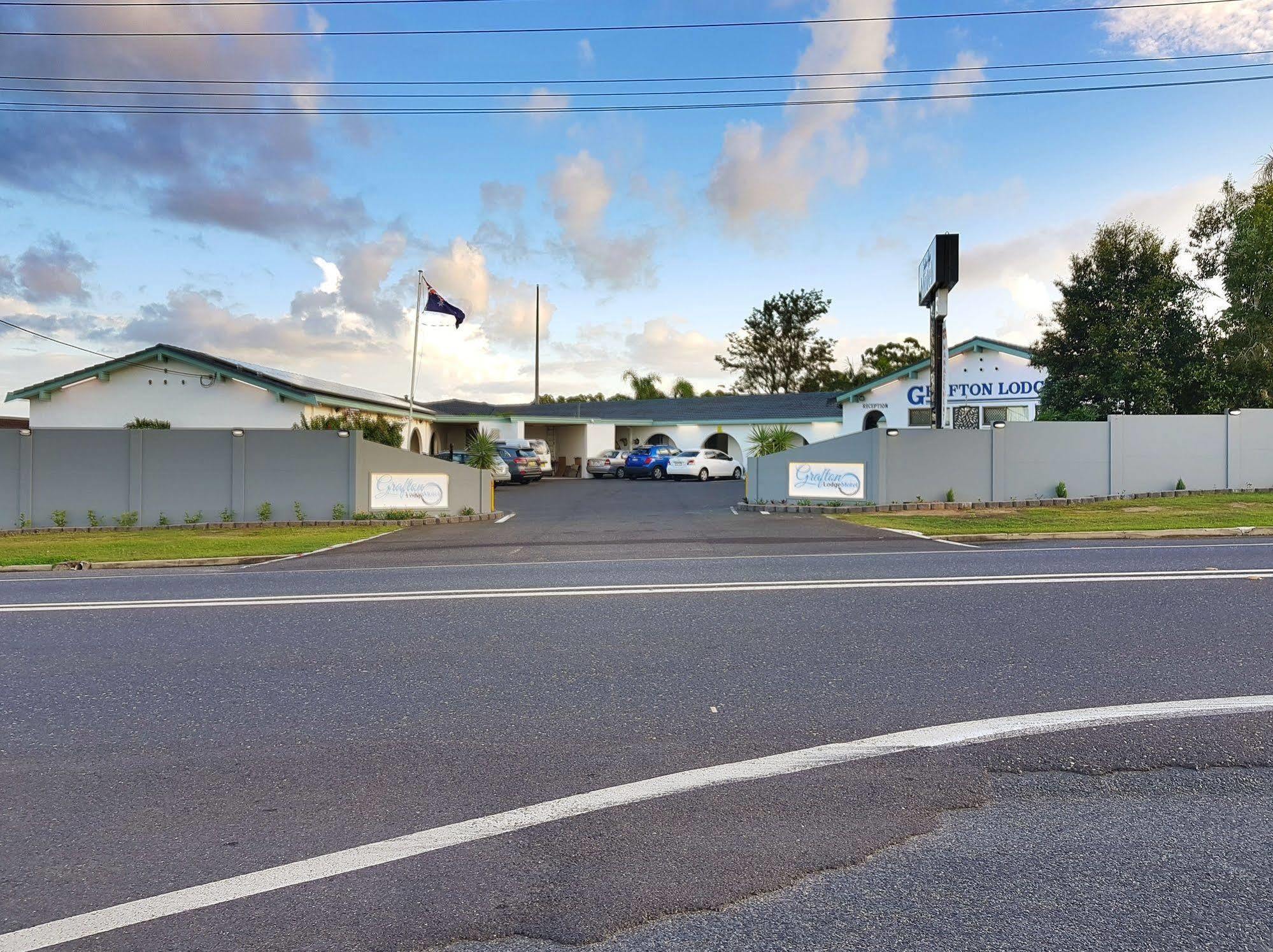 Grafton Lodge Motel エクステリア 写真